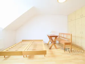 Prodej rodinného domu, Kolšov, 175 m2