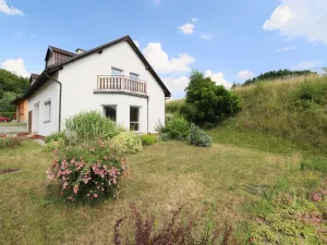 Prodej rodinného domu, Kolšov, 175 m2