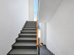 Pronájem skladu, Praha - Horní Počernice, K Bílému vrchu, 554 m2