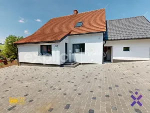 Pronájem rodinného domu, Lužná, 150 m2