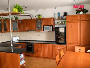 Prodej bytu 3+kk, Praha - Újezd, Pastevců, 88 m2