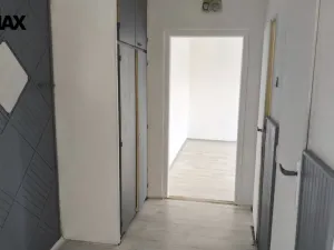 Prodej bytu 2+1, Rotava, Sídliště, 53 m2