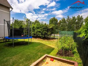 Prodej bytu 2+1, Nupaky, Slunečná, 47 m2