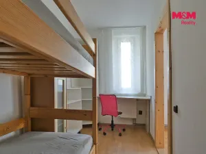 Pronájem bytu 4+1, Čáslav - Čáslav-Nové Město, Husova, 98 m2