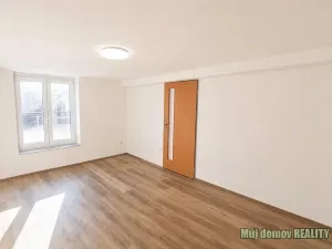 Pronájem bytu 2+kk, Praha - Libuš, Nad šejdrem, 45 m2
