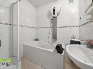 Prodej rodinného domu, Babice, 249 m2