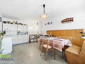 Prodej rodinného domu, Babice, 249 m2