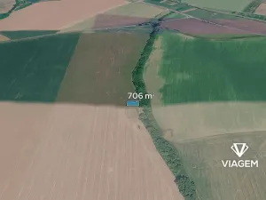Prodej pole, Uherský Brod, 706 m2