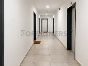 Prodej bytu 1+kk, Praha, Moravcových, 32 m2