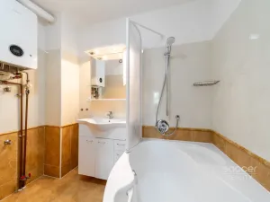 Prodej bytu 3+kk, Šestajovice, Pražská, 64 m2
