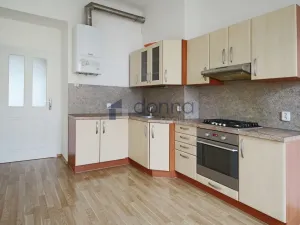 Pronájem bytu 2+1, Praha, 28. pluku, 70 m2