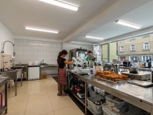 Prodej obchodního prostoru, Praha - Vršovice, Petrohradská, 123 m2