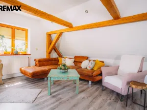 Prodej rodinného domu, Počaply, 240 m2