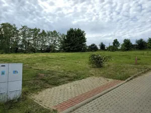 Prodej pozemku pro bydlení, Knovíz, U Kostela, 1312 m2