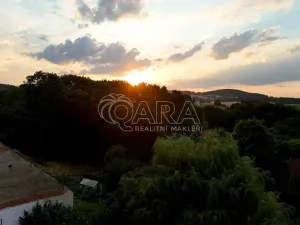 Prodej rodinného domu, Jinín, 250 m2