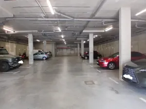 Pronájem garážového stání, Brno - Starý Lískovec, U Leskavy, 15 m2