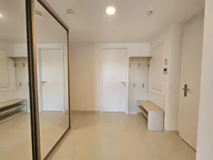 Prodej bytu 2+kk, Praha - Smíchov, K Závěrce, 79 m2