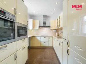 Pronájem bytu 4+1, Bor, náměstí Republiky, 90 m2