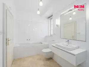 Prodej historického objektu, Dírná - Lžín, 963 m2