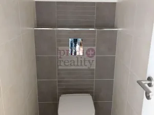 Pronájem bytu 2+kk, Ostrava, Jantarová, 63 m2