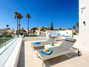 Prodej vily, Estepona, Španělsko, 168 m2