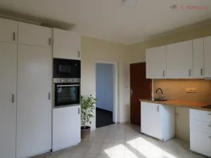 Pronájem bytu 1+1, Zlín - Prštné, Pod Strání, 37 m2