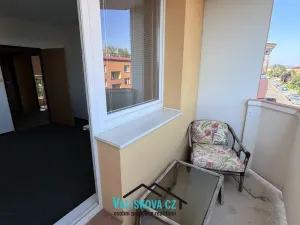 Pronájem bytu 2+1, Kroměříž, Čs. armády, 58 m2