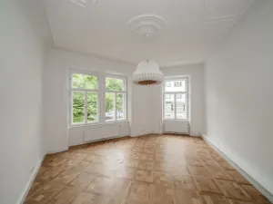 Pronájem kanceláře, Praha - Vinohrady, Italská, 250 m2