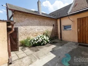 Prodej rodinného domu, Přezletice, Ve Dvorci, 75 m2