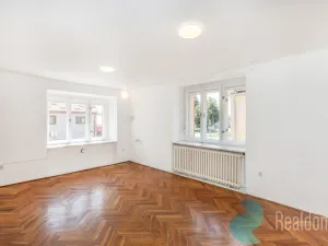 Prodej rodinného domu, Přezletice, Ve Dvorci, 75 m2