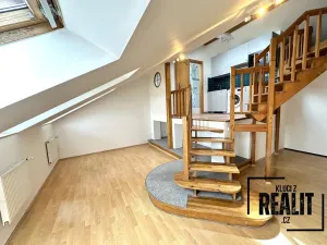 Pronájem bytu 1+kk, Praha - Žižkov, Seifertova, 45 m2