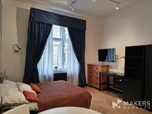 Pronájem bytu 1+kk, Praha - Nové Město, Hálkova, 31 m2
