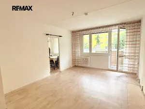 Pronájem bytu 3+1, Praha - Žižkov, Jeseniova, 73 m2