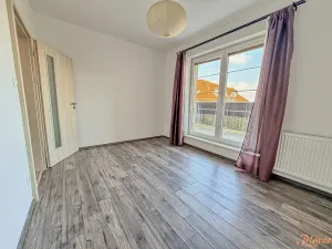 Pronájem bytu 2+kk, Holubice, 67 m2