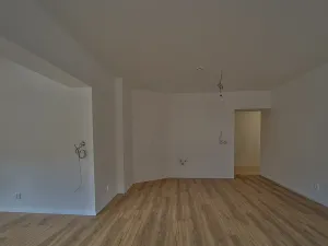 Prodej bytu 2+kk, Praha - Strašnice, Průběžná, 67 m2