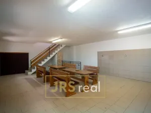 Prodej ubytování, Velké Bílovice, 285 m2