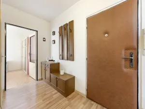 Prodej bytu 3+1, Praha - Prosek, Novoborská, 55 m2
