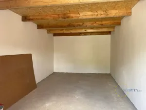 Prodej garáže, Praha - Záběhlice, Podle náhonu, 21 m2