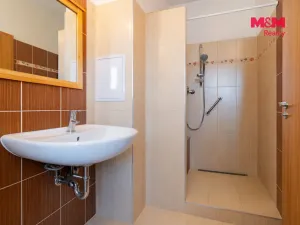 Prodej bytu 3+1, Týn nad Vltavou - Malá Strana, Pod tratí, 70 m2