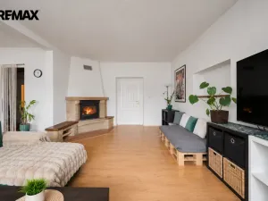 Pronájem bytu 4+1, Hronov, T. G. Masaryka, 135 m2