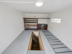 Pronájem garáže, Jindřichův Hradec - Jindřichův Hradec II, Jarošovská, 21 m2