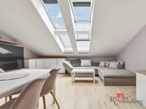 Prodej bytu 3+kk, Kladno - Kročehlavy, Generála Selnera, 69 m2