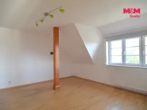 Pronájem kanceláře, Praha - Hloubětín, V Novém Hloubětíně, 162 m2