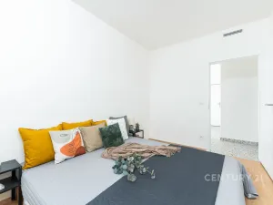 Pronájem bytu 2+kk, Praha - Hostivař, 47 m2