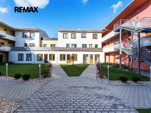Pronájem bytu 1+kk, Lavičky, 39 m2