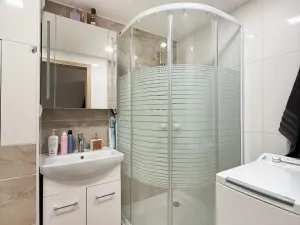 Pronájem bytu 2+kk, Bílina - Pražské Předměstí, Aléská, 49 m2