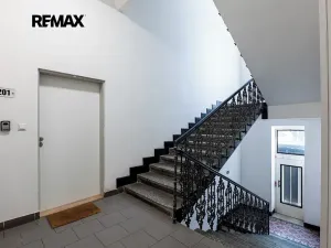 Pronájem bytu 2+kk, Praha - Nové Město, Legerova, 34 m2
