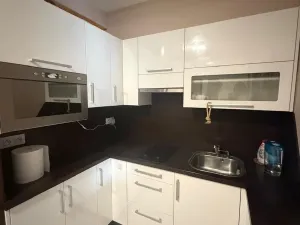 Pronájem bytu 2+kk, Karlovy Vary, Libušina, 46 m2
