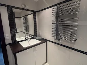 Pronájem bytu 2+kk, Karlovy Vary, Libušina, 46 m2