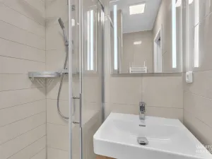Pronájem bytu 1+kk, Hradec Králové - Slezské Předměstí, Markovická, 36 m2